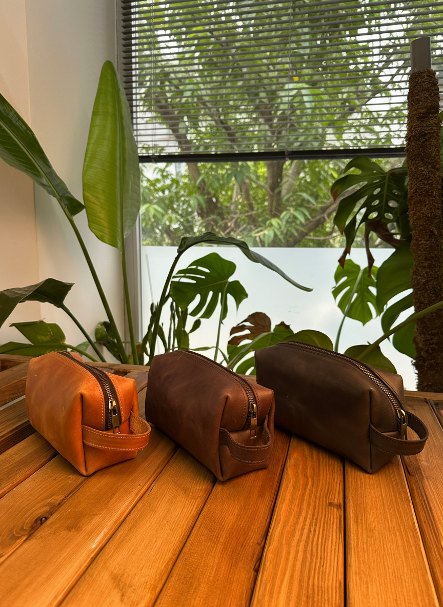 DEFF Design Premium Deri Dopp Kit