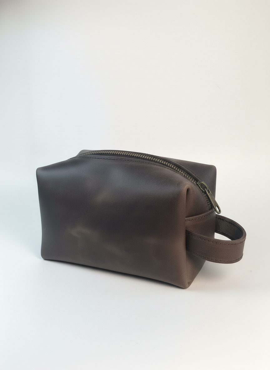 DEFF Design Premium Deri Dopp Kit