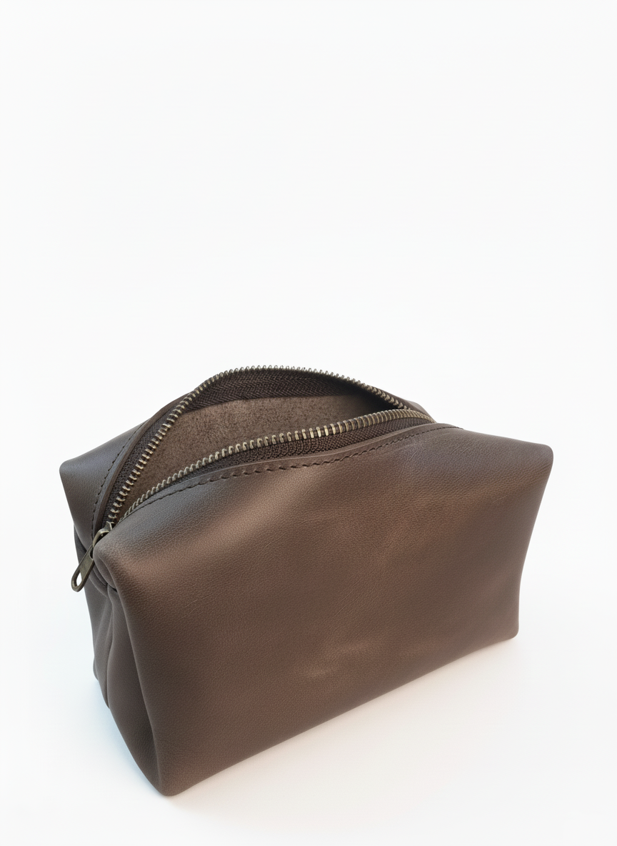 DEFF Design Premium Deri Dopp Kit